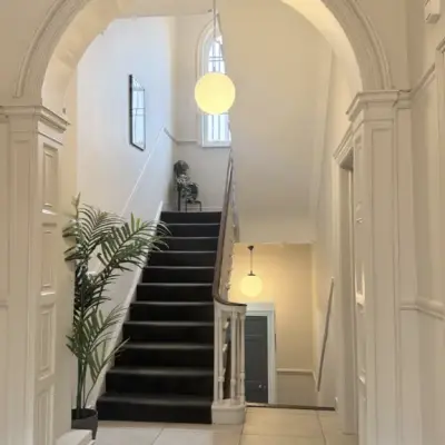 62 Mount Street Lower