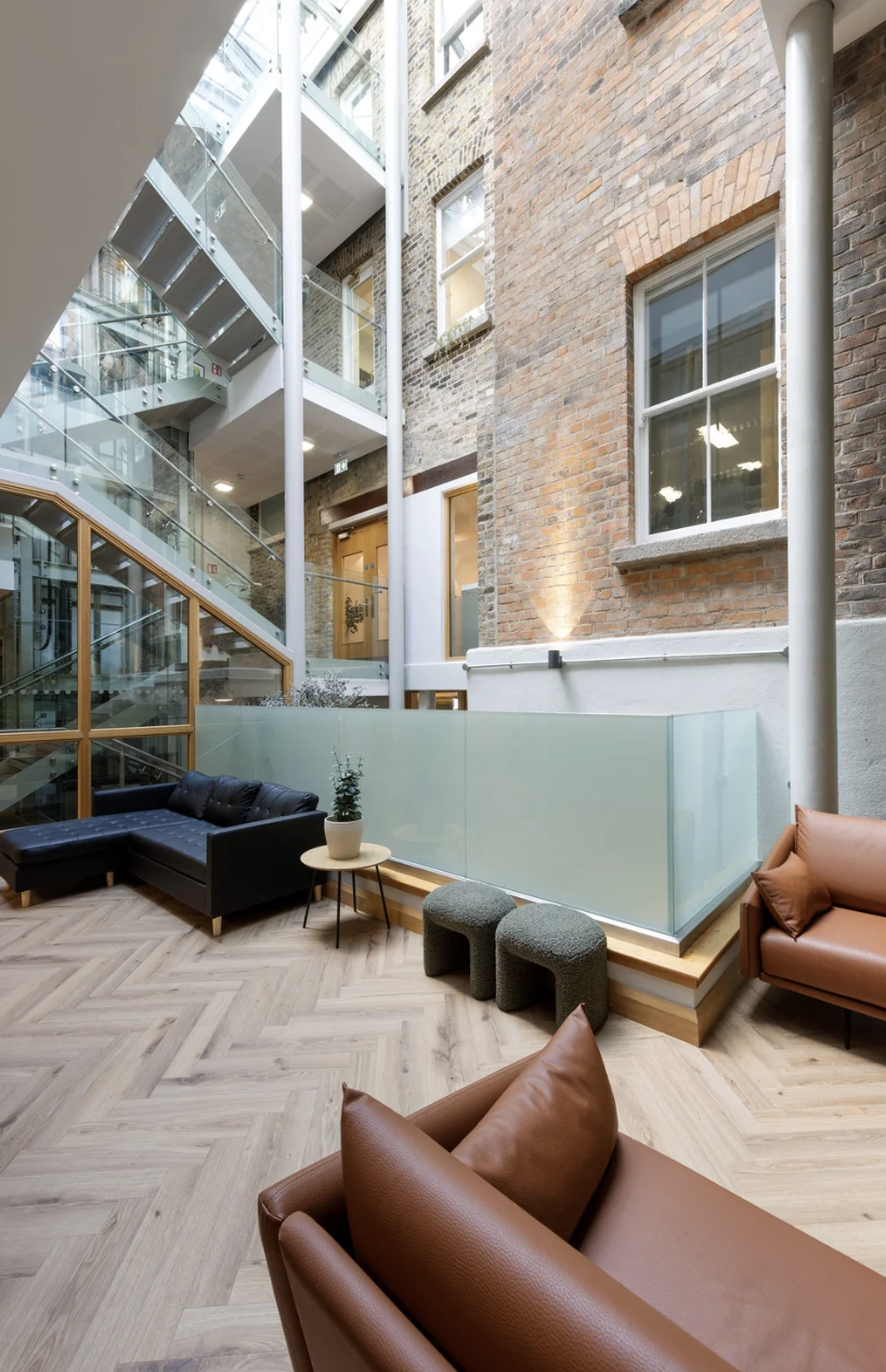 42 Westland Row - Pearse Street