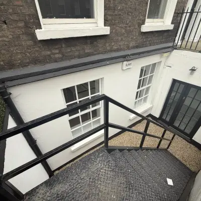120-123 Baggot Street Lower