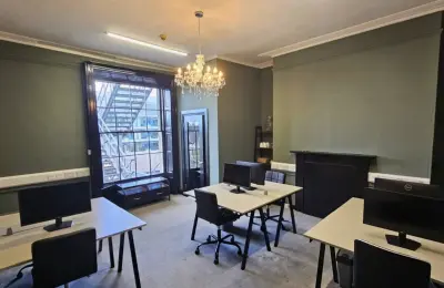 23 Fitzwilliam Street Upper - Office 201