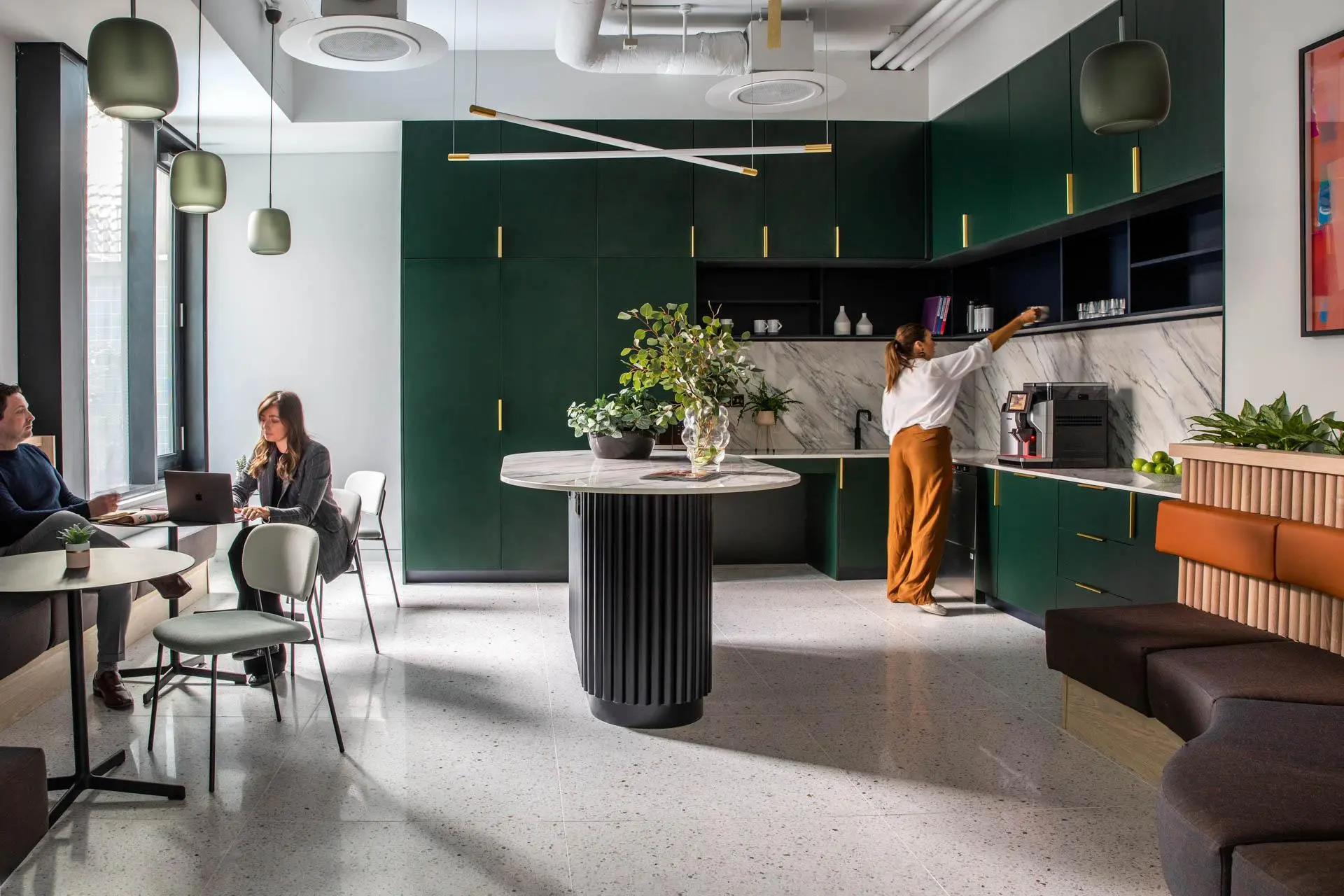The Bottleworks - Grand Canal Dock - Dublin 2 - Office 202