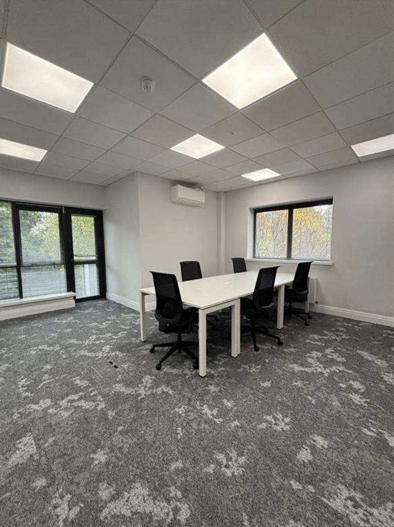 3054 Lake Drive - Citywest - Office 121