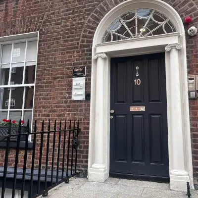 10 Pembroke Street Upper