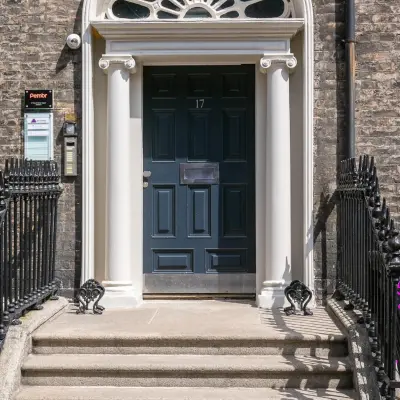 17 Mount Street Upper
