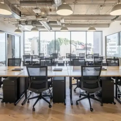 5 Harcourt Road - Office 03-101
