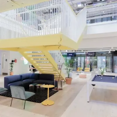 5 Harcourt Road - Office 03-101