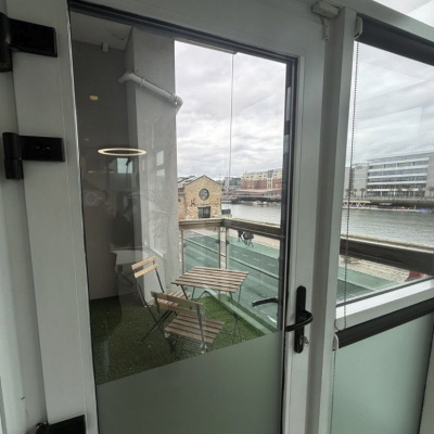 16 Sir John Rogerson's Quay